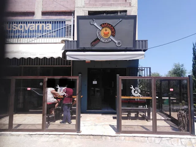 alejandro coffee & snacks