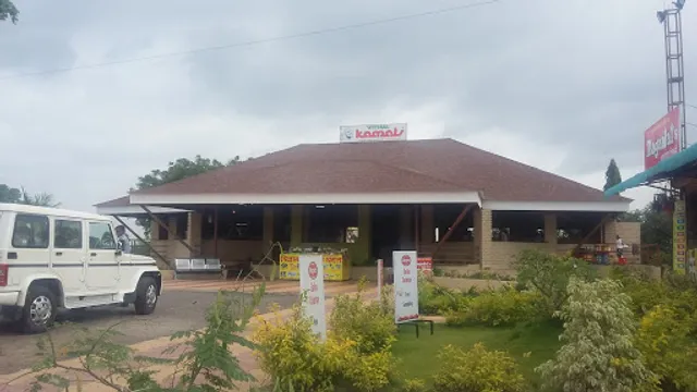 Vithal Kamat Yawat. Pune-solapur Highway