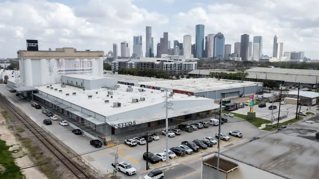 1133 Studios: Headshot and Event Photographer