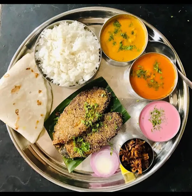 Hotel Chandrakant Bar & Restaurant