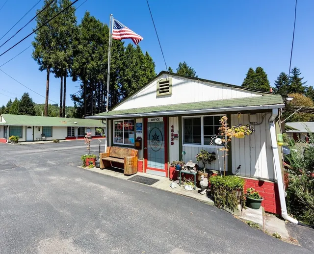 Arbor Inn Motel - Oakridge