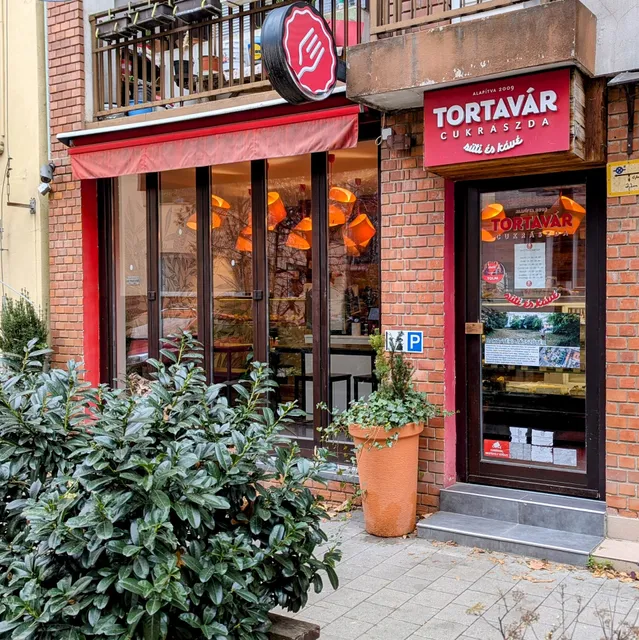 Tortavár cukrászda