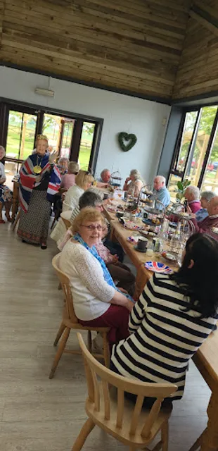 Ellerton Lakeside Cafe