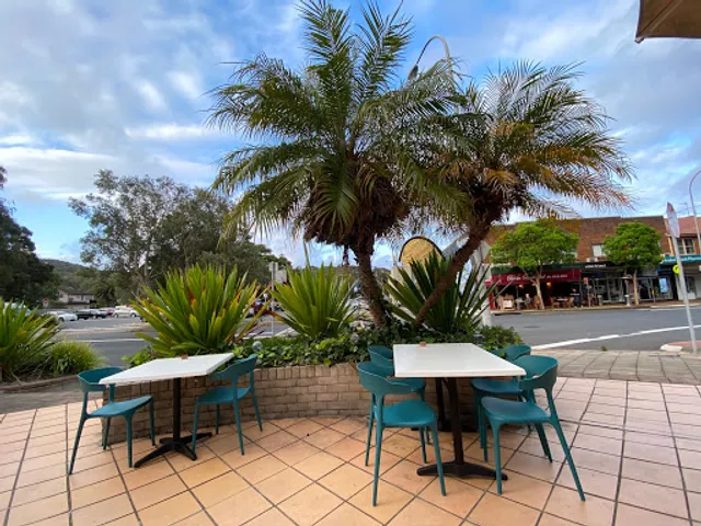 Sea wave Thai Restaurant Avalon beach