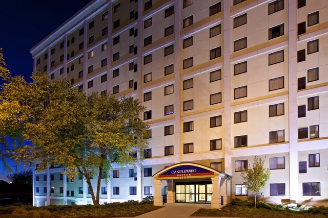 Candlewood Suites Indianapolis Dwtn Medical Dist by IHG