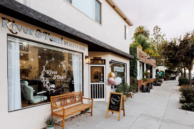 River and Pearl Beauty Bar
