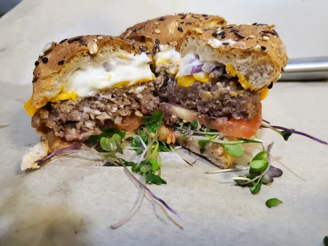 Essential Smoothies Cafe