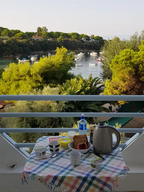 Kolios Beach Seaview Studios