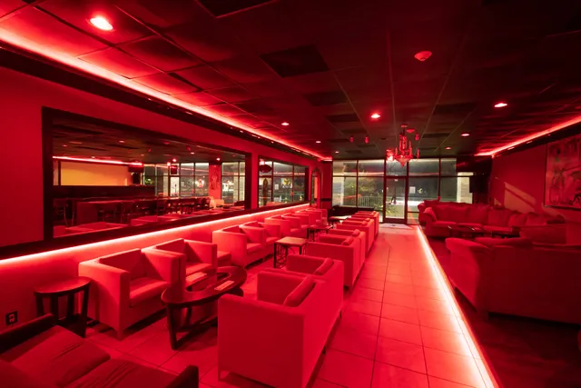 King Tut Bar & Hookah Lounge