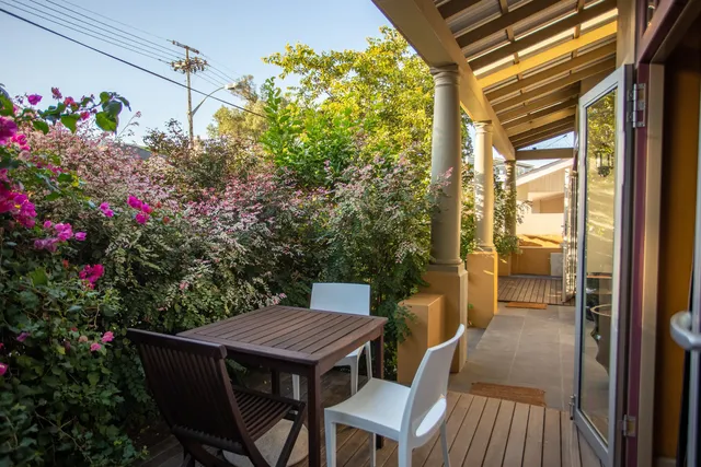 Silver Lattice Guest Apartments