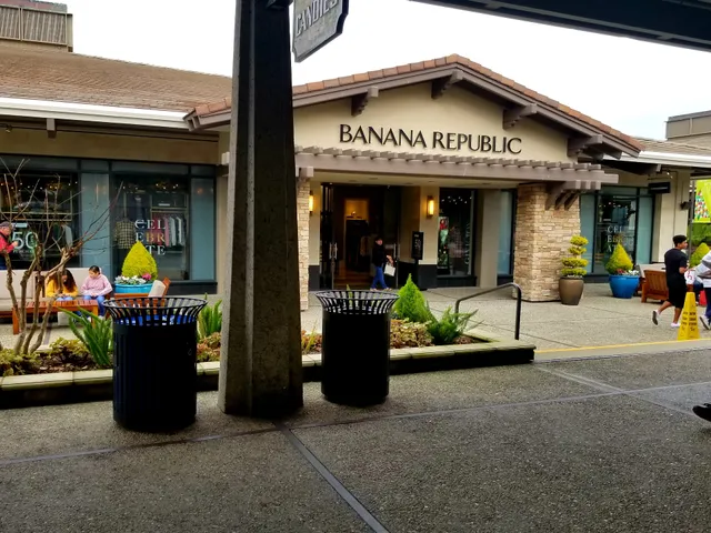 Banana Republic