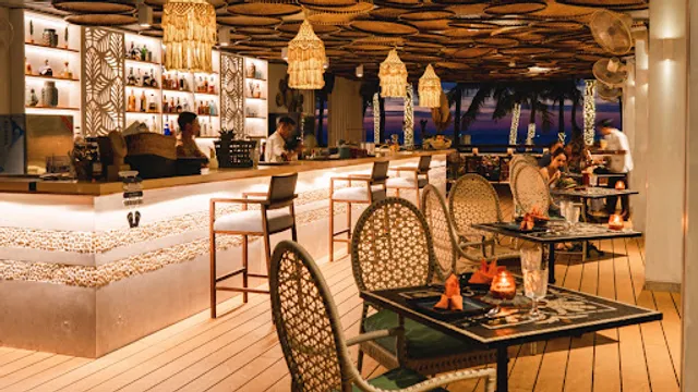 Cyan Bar & Sunset Dining