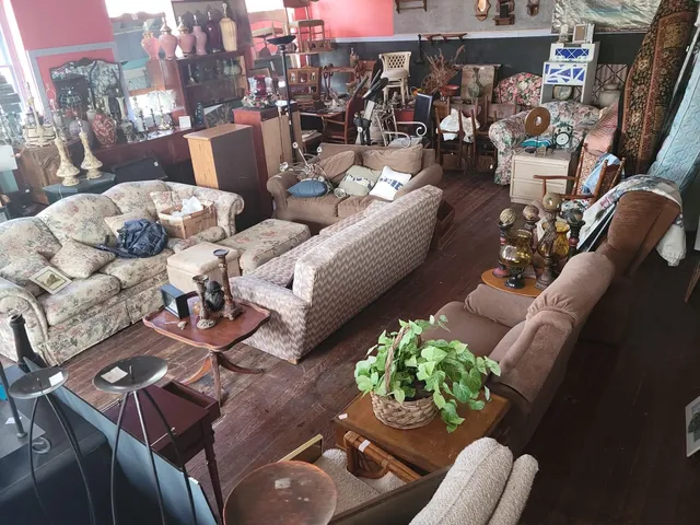 Packrats Thrift Store