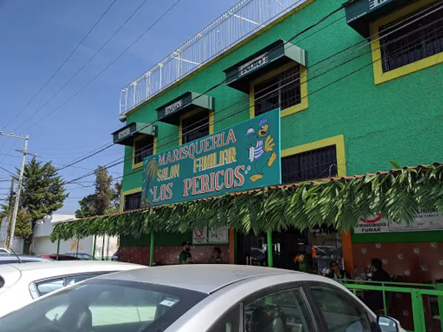 Salón Familiar Los Pericos