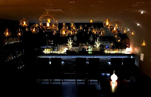 SUN Tama Bar: Night Café & Parfait Shop - Kichijoji (Cafe, Sweets, Parfaits, Desserts)