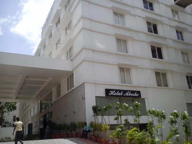 Hotel Abode