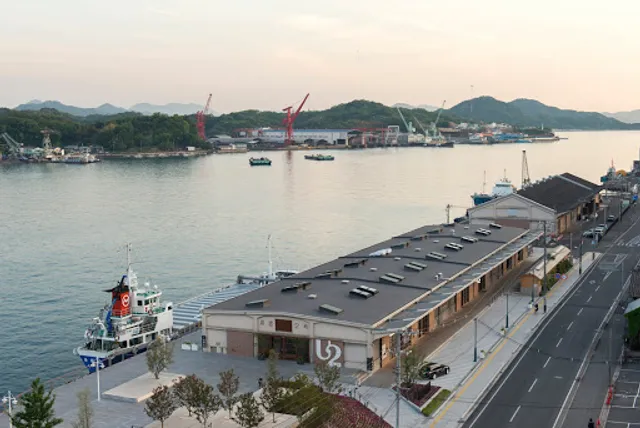 ONOMICHI U2 / HOTEL CYCLE