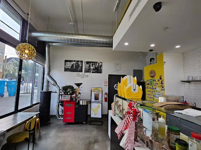 UPFORDAYZ Cafe & Bakery