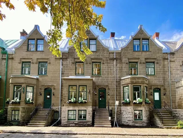 Hôtel Manoir Vieux-Québec