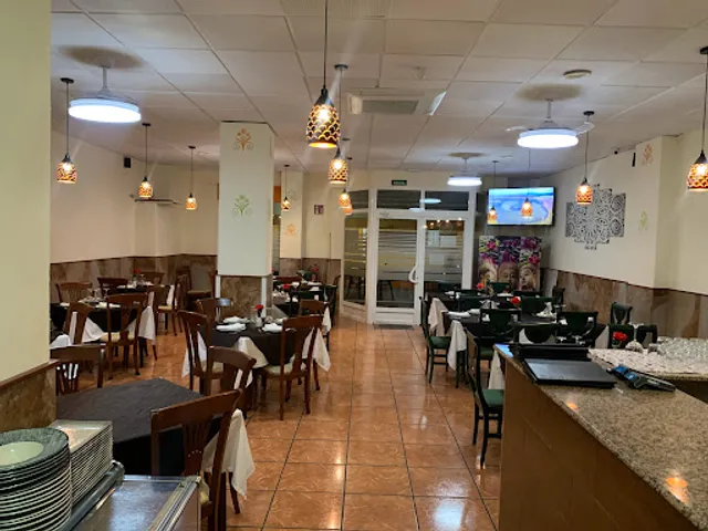 CURRYPIZZA INDIAN RESTAURANT