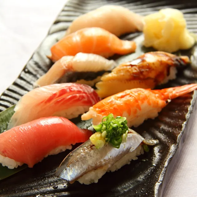 Sakananomanma Choufu| Seafood / Sushi pub