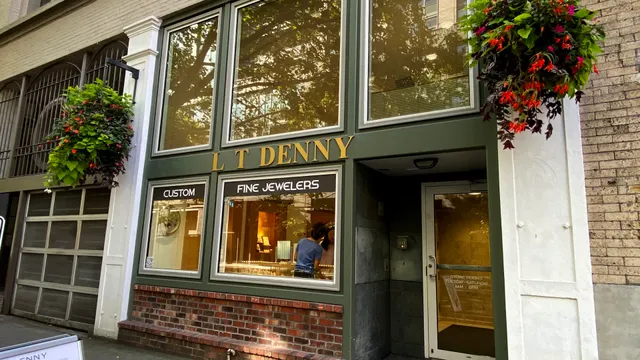 L T Denny Jewelers