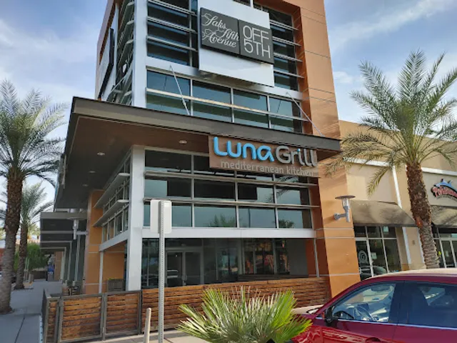 Luna Grill Palm Desert