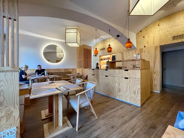 Mon House Restaurant