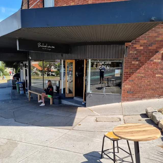 Another Bakery. (Bakehouse South Coogee)