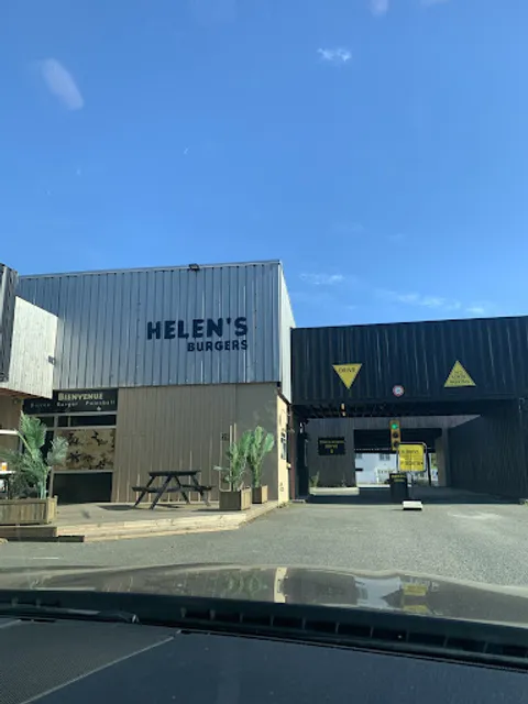 HELEN'S BURGER