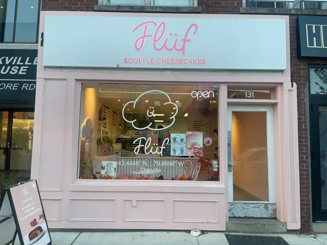 Flüf Soufflé Cheesecake
