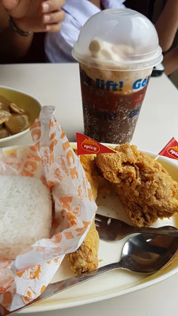 Jollibee Quirino Medina