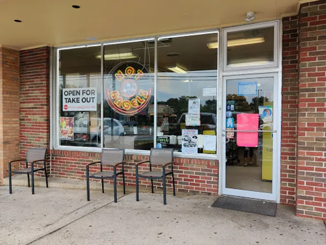 Hot Bagels & More- Northfield