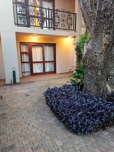 180 on Anderson Guest House