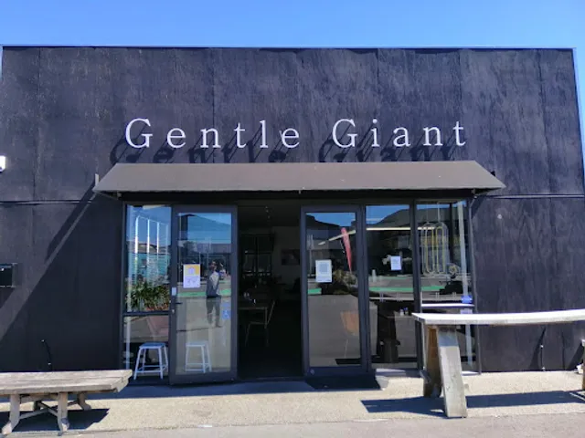 Gentle Giant Cafe