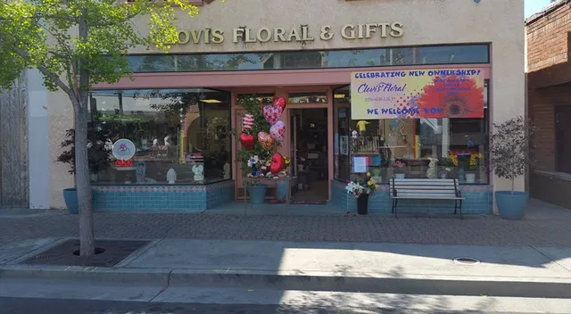 Clovis Floral & Gifts