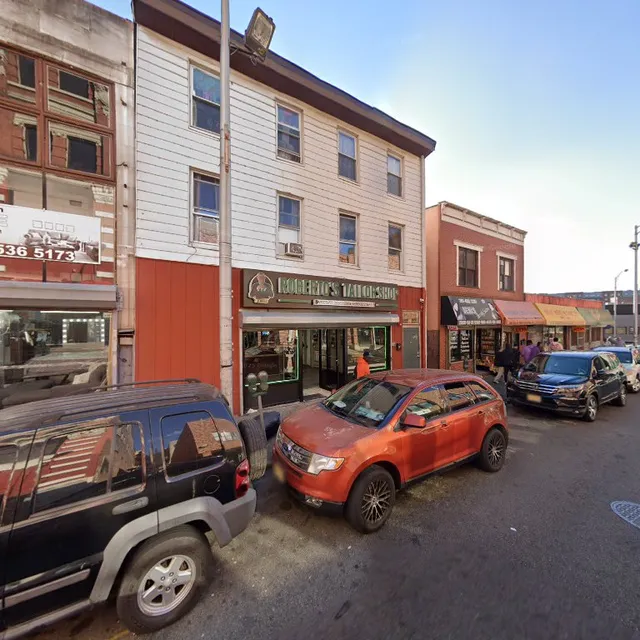 Roberto's Tailor Shop