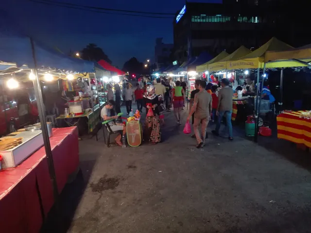 Taman Emas Night Market