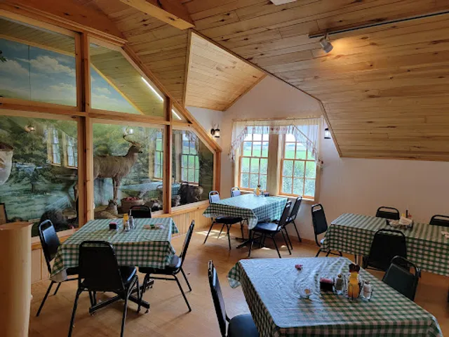 Whispering Orchards and Cafe