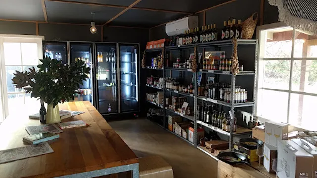 Silverleaves Store & Cafe