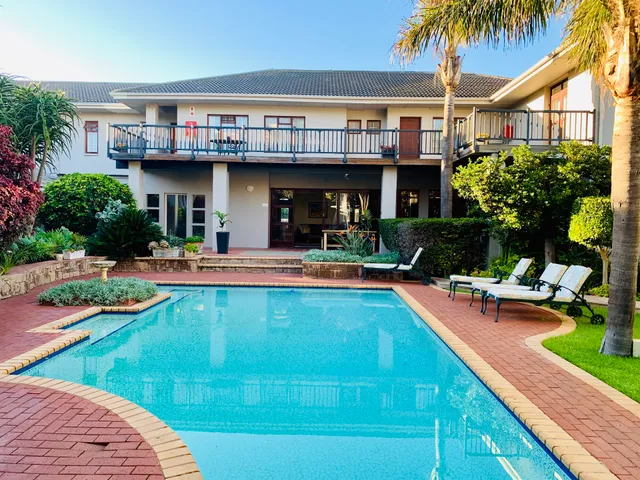 Fifth Avenue Beach House