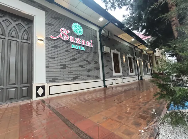 Suzani Hotel