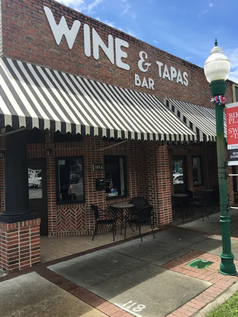 Wine & Tapas Bar