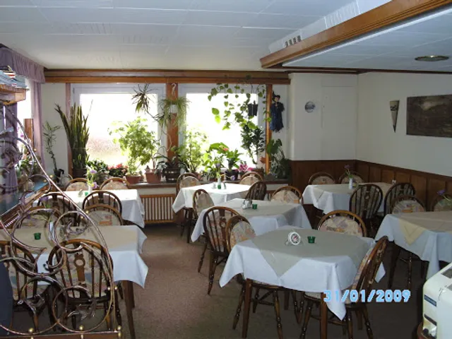 Restaurant, Gasthaus, Pension Waldhorn