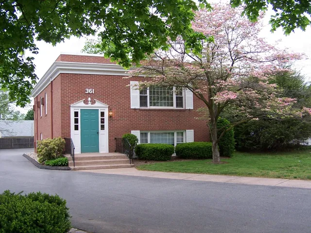 Blackledge Jewelers LLC