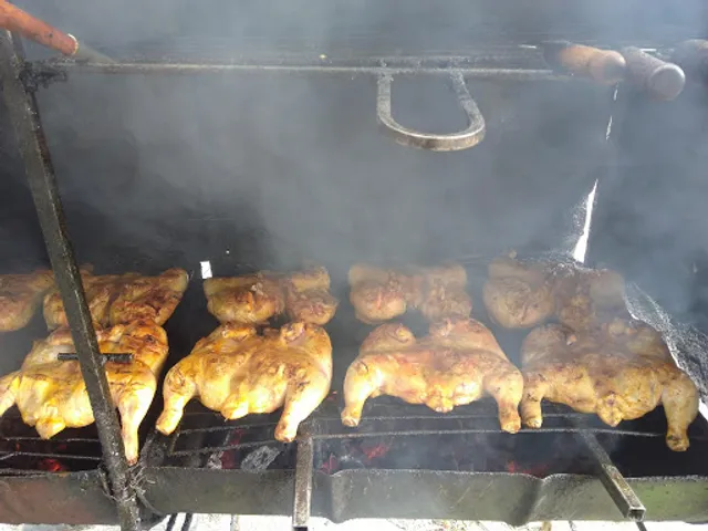 Frango assado do bigode - Lagoa Seca