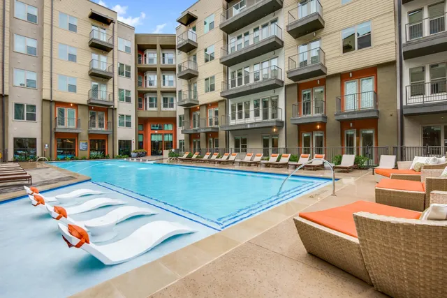 Vantage at Spring Creek Apartments