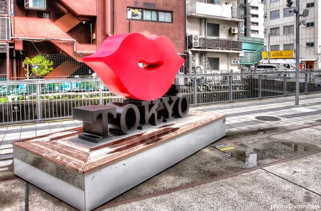 KISSTOKYO monument