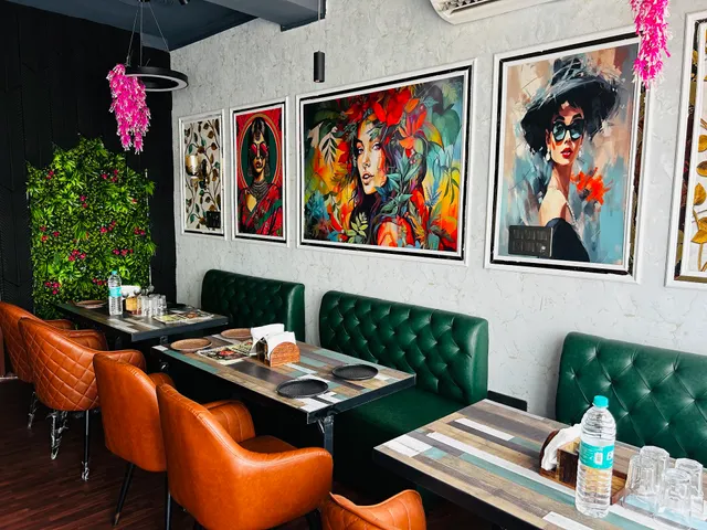 SardaarJi Restaurant & Chaap Rolls- Best Family Restaurant In Faridabad