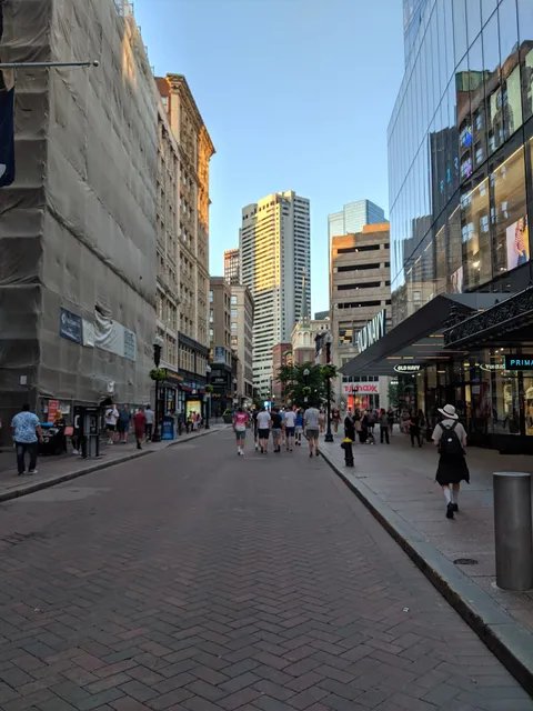 Stores At 500 Washington